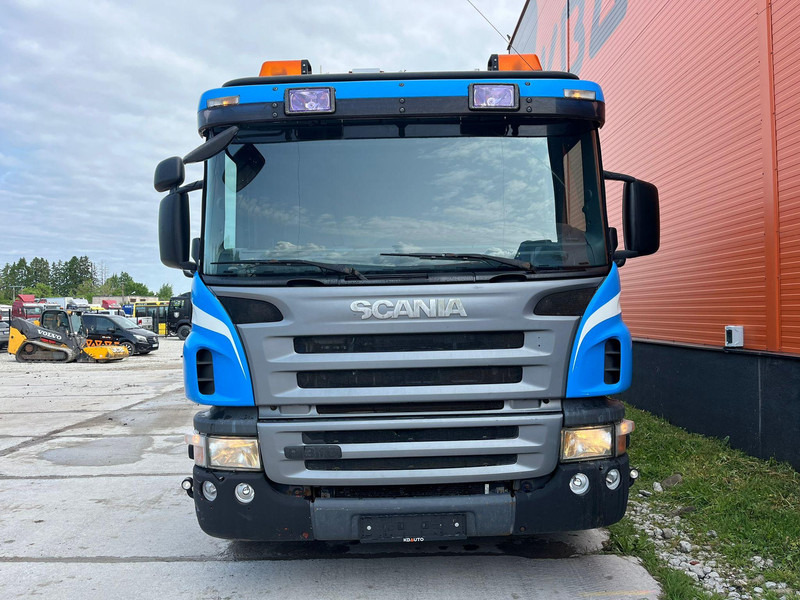 Scania P 420 6x2*4 ADR TANK INTERCONSULT 14230 l / VACUUM Pagani MEC 8000 year 2017 - Szippantós autó: 2 kép. Scania P 420 6x2*4 ADR TANK INTERCONSULT 14230 l / VACUUM Pagani MEC 8000 year 2017 - Szippantós autó: 2 kép.