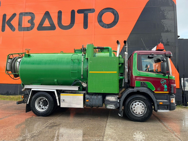 Scania P 94 4x2 TANK 9000 I + 1200 l / VACUUM Jurop PR150 / PRESSURE Pratissoli 150 bar / 102 l/min - Szippantós autó: 5 kép. Scania P 94 4x2 TANK 9000 I + 1200 l / VACUUM Jurop PR150 / PRESSURE Pratissoli 150 bar / 102 l/min - Szippantós autó: 5 kép.