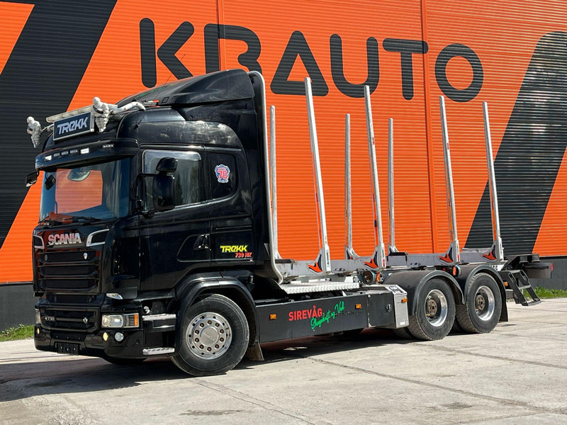 Scania R 730 6x4 RETARDER - Rönkszállító teherautó, Darus autó: 1 kép. Scania R 730 6x4 RETARDER - Rönkszállító teherautó, Darus autó: 1 kép.