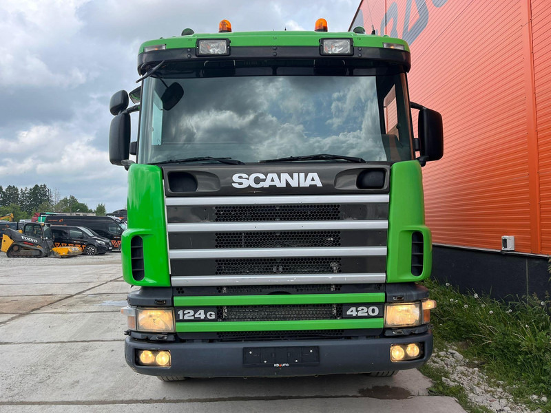 Scania R124 8x4 TANK 12000 l / VACUUM Disab P210/9 - 7800 m3/h / 1182 hours - Szippantós autó: 2 kép. Scania R124 8x4 TANK 12000 l / VACUUM Disab P210/9 - 7800 m3/h / 1182 hours - Szippantós autó: 2 kép.