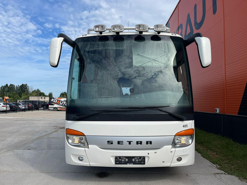 Setra S 416 GT 4x2 AC / AUXILIARY HEATING / WC / WHEELCHAIR LIFT - Távolsági busz: 2 kép. Setra S 416 GT 4x2 AC / AUXILIARY HEATING / WC / WHEELCHAIR LIFT - Távolsági busz: 2 kép.
