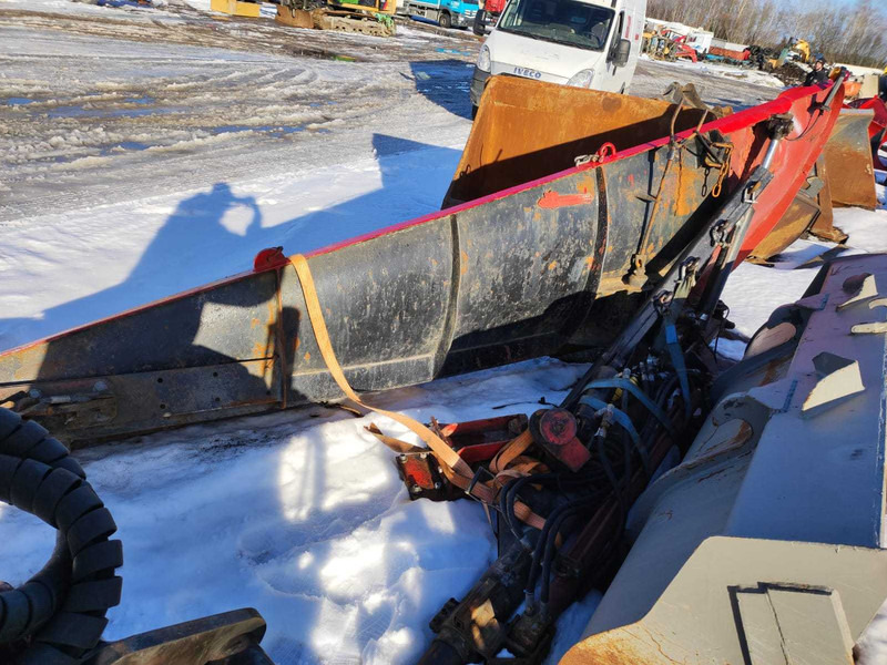 Svedala ARBRÅ HYDRAULIC STRAIGHT SNOW PLOW / LUMESAHK - Hóeltakarító gép: 2 kép. Svedala ARBRÅ HYDRAULIC STRAIGHT SNOW PLOW / LUMESAHK - Hóeltakarító gép: 2 kép.