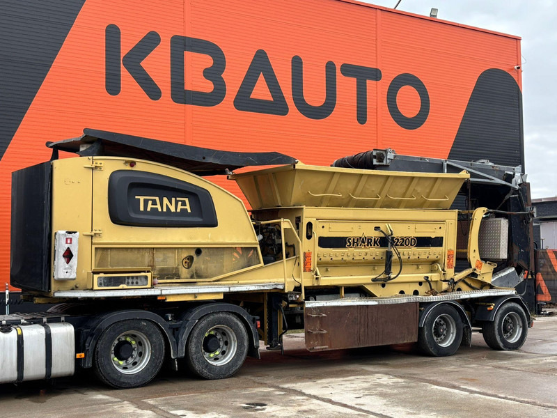 Tana Shark 200D / CAT C15 ACERT - 403 kw / 5343 hours - Törőgép: 1 kép. Tana Shark 200D / CAT C15 ACERT - 403 kw / 5343 hours - Törőgép: 1 kép.