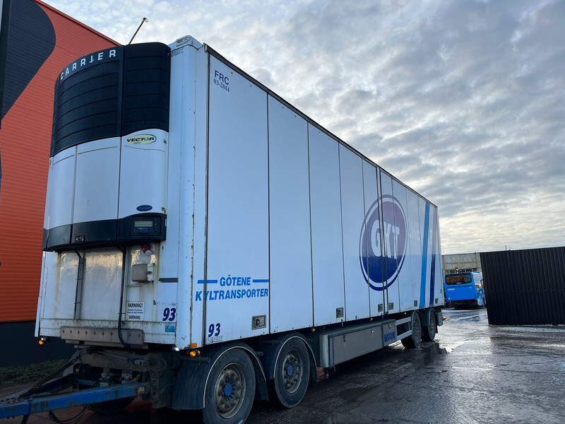 Vak V-4-40 VECTOR 1850 / BOX L=12385 mm - Pótkocsi hűtős: 1 kép. Vak V-4-40 VECTOR 1850 / BOX L=12385 mm - Pótkocsi hűtős: 1 kép.