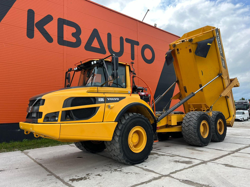 Volvo A 30 G 6x6 BOX L=5094 mm - Csuklós dömper: 2 kép. Volvo A 30 G 6x6 BOX L=5094 mm - Csuklós dömper: 2 kép.