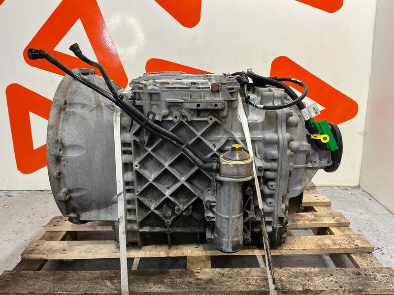 Volvo AT2612D GEARBOX / 3190666 - Sebességváltó - Teherautó: 3 kép. Volvo AT2612D GEARBOX / 3190666 - Sebességváltó - Teherautó: 3 kép.