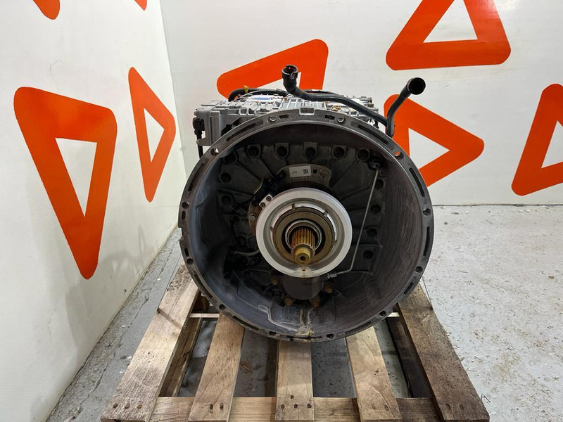 Volvo AT2612D GEARBOX / 3190666 - Sebességváltó - Teherautó: 4 kép. Volvo AT2612D GEARBOX / 3190666 - Sebességváltó - Teherautó: 4 kép.