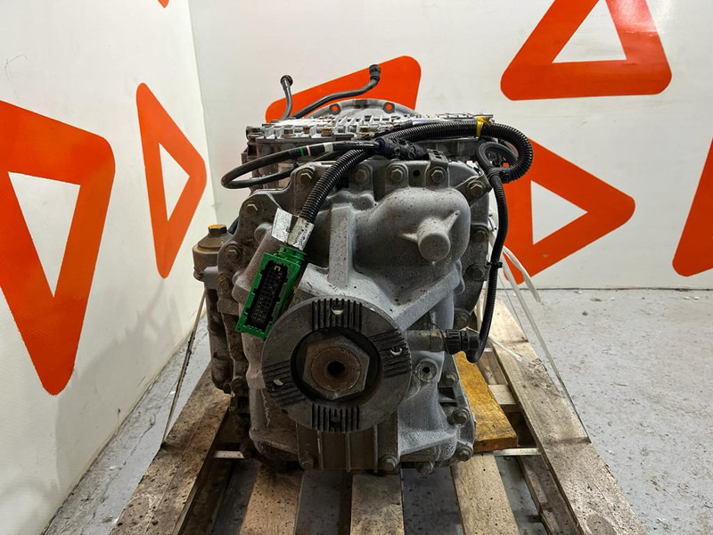 Volvo AT2612D GEARBOX / 3190666 - Sebességváltó - Teherautó: 2 kép. Volvo AT2612D GEARBOX / 3190666 - Sebességváltó - Teherautó: 2 kép.