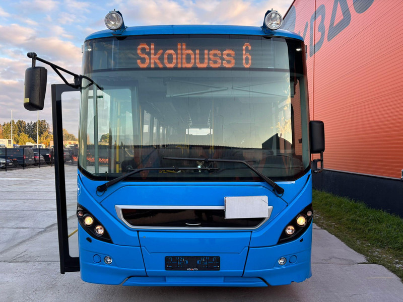Volvo B7RLE 8900 4 SIMILAR AVAILABLE ! / 48 SEATS + 28 STANDING / AC / AUXILIARY HEATER - Városi busz: 2 kép. Volvo B7RLE 8900 4 SIMILAR AVAILABLE ! / 48 SEATS + 28 STANDING / AC / AUXILIARY HEATER - Városi busz: 2 kép.