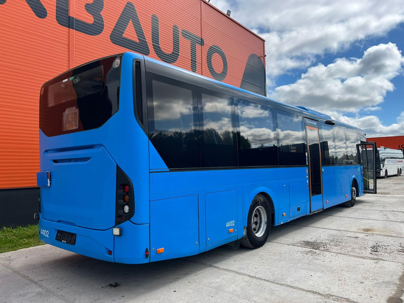 Városi busz Volvo B7RLE 8900 46 SEATS / AC /: 7 kép. Városi busz Volvo B7RLE 8900 46 SEATS / AC /: 7 kép.