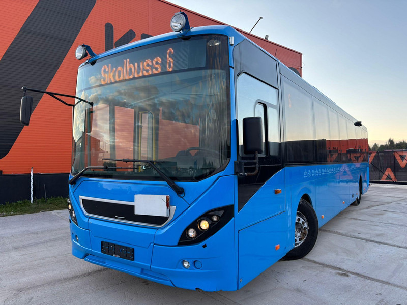 Volvo B7RLE 8900 48 SEATS + 28 STANDING / AC / AUXILIARY HEATER - Helyközi busz: 3 kép. Volvo B7RLE 8900 48 SEATS + 28 STANDING / AC / AUXILIARY HEATER - Helyközi busz: 3 kép.