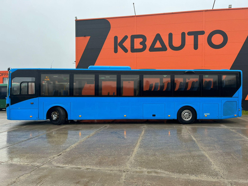 Volvo B7RLE 8900 4x2 48 SEATS + 28 STANDING / AC / AUXILIARY HEATER / WHEELCHAIR RAMP - Helyközi busz: 4 kép. Volvo B7RLE 8900 4x2 48 SEATS + 28 STANDING / AC / AUXILIARY HEATER / WHEELCHAIR RAMP - Helyközi busz: 4 kép.