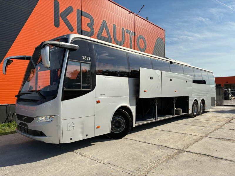 Volvo B8R 9700 H 6x2*4 61+1 SEATS / AC / AUXILIARY HEATER / WC - Távolsági busz: 3 kép. Volvo B8R 9700 H 6x2*4 61+1 SEATS / AC / AUXILIARY HEATER / WC - Távolsági busz: 3 kép.