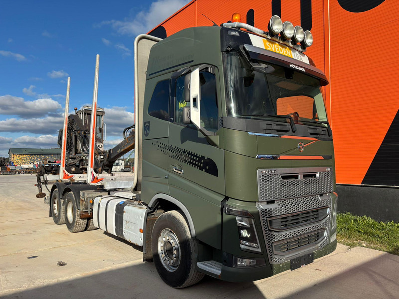 Volvo FH 16 650 6x4 Kesla 2110 / CHASSIS L=7223 mm - Rönkszállító teherautó, Darus autó: 4 kép. Volvo FH 16 650 6x4 Kesla 2110 / CHASSIS L=7223 mm - Rönkszállító teherautó, Darus autó: 4 kép.