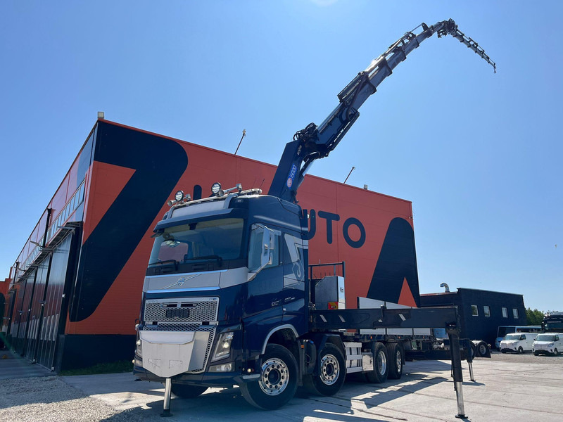Volvo FH 16 650 8x2*6 HMF 6020K-RC + JIB / PLATFORM L=6344 mm - Platós teherautó, Darus autó: 1 kép. Volvo FH 16 650 8x2*6 HMF 6020K-RC + JIB / PLATFORM L=6344 mm - Platós teherautó, Darus autó: 1 kép.