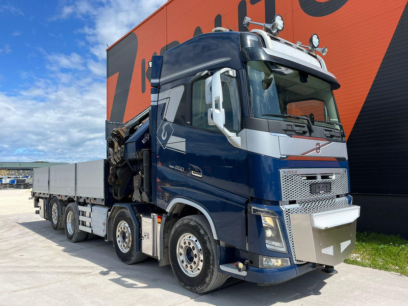Volvo FH 16 650 8x2*6 HMF 6020K-RC + JIB / PLATFORM L=6344 mm - Platós teherautó, Darus autó: 4 kép. Volvo FH 16 650 8x2*6 HMF 6020K-RC + JIB / PLATFORM L=6344 mm - Platós teherautó, Darus autó: 4 kép.