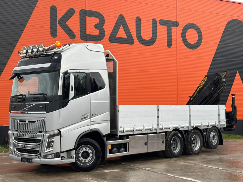 Volvo FH 16 650 8x4*4 PALFINGER PK 33002 EH / PLATFORM L=6779 mm - Platós teherautó, Darus autó: 2 kép. Volvo FH 16 650 8x4*4 PALFINGER PK 33002 EH / PLATFORM L=6779 mm - Platós teherautó, Darus autó: 2 kép.