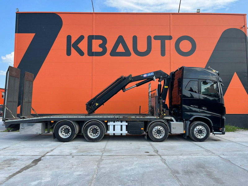Volvo FH 16 750 8x4 HMF2620K-5 / WINCH / PLATFORM L=7100 mm - Autószállító teherautó: 5 kép. Volvo FH 16 750 8x4 HMF2620K-5 / WINCH / PLATFORM L=7100 mm - Autószállító teherautó: 5 kép.