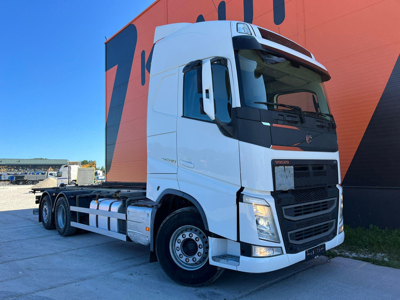 Volvo FH 540 6x2 RETARDER - Alvaz teherautó: 3 kép. Volvo FH 540 6x2 RETARDER - Alvaz teherautó: 3 kép.