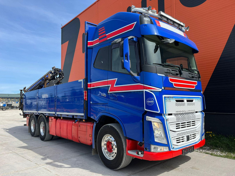 Volvo FH 540 6x4 PK26002 + JIB / PLATFORM L=6424 mm - Platós teherautó, Darus autó: 4 kép. Volvo FH 540 6x4 PK26002 + JIB / PLATFORM L=6424 mm - Platós teherautó, Darus autó: 4 kép.