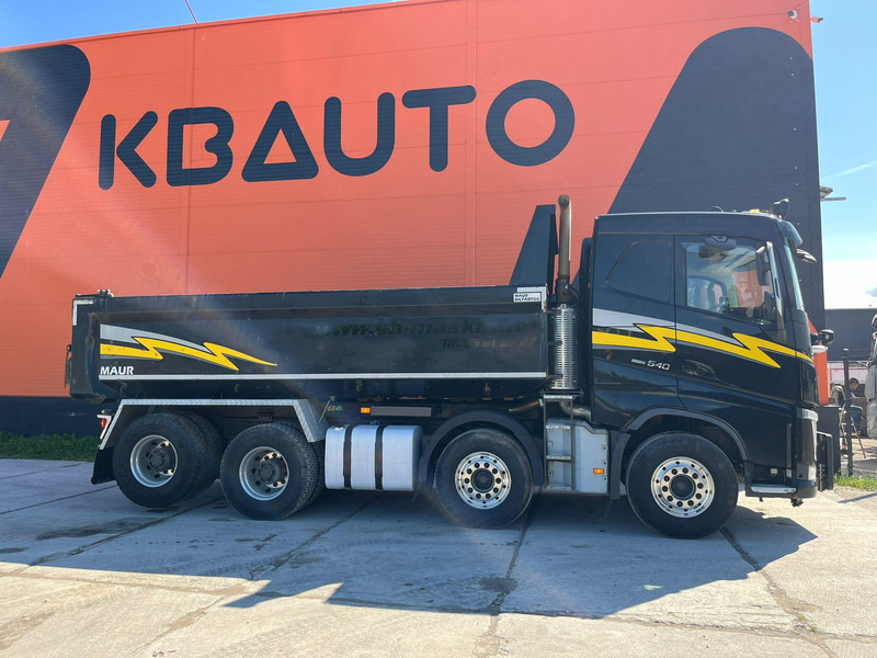 Volvo FH 540 8x4 RETARDER / TANDEM AXLE LIFT / BIG AXLES - Billenőplatós teherautó: 5 kép. Volvo FH 540 8x4 RETARDER / TANDEM AXLE LIFT / BIG AXLES - Billenőplatós teherautó: 5 kép.