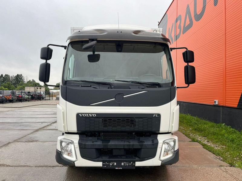 Volvo FL 280 4x2 BOX L=8688 mm - Dobozos felépítményű teherautó: 3 kép. Volvo FL 280 4x2 BOX L=8688 mm - Dobozos felépítményű teherautó: 3 kép.