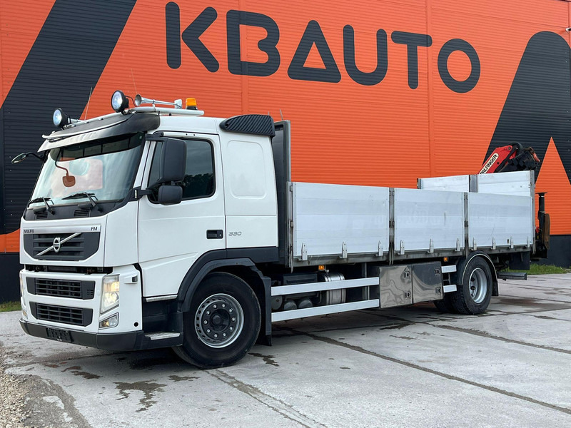 Volvo FM 330 4x2 PK12002 / PLATFORM L=6682 mm - Platós teherautó, Darus autó: 2 kép. Volvo FM 330 4x2 PK12002 / PLATFORM L=6682 mm - Platós teherautó, Darus autó: 2 kép.