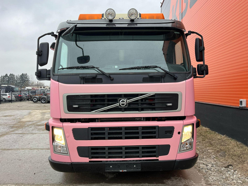 Volvo FM 330 6x2 TANK 14000 l / VACUUM JUROP PR 200 - Szippantós autó: 2 kép. Volvo FM 330 6x2 TANK 14000 l / VACUUM JUROP PR 200 - Szippantós autó: 2 kép.