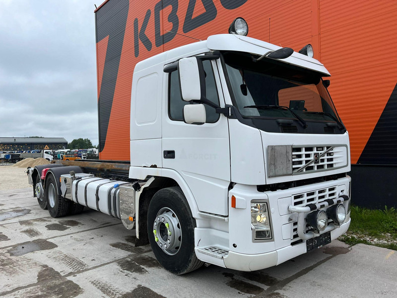 Volvo FM 410 6x2*4 HYDRAULICS / CHASSIS L=6875 mm - Alvaz teherautó: 4 kép. Volvo FM 410 6x2*4 HYDRAULICS / CHASSIS L=6875 mm - Alvaz teherautó: 4 kép.