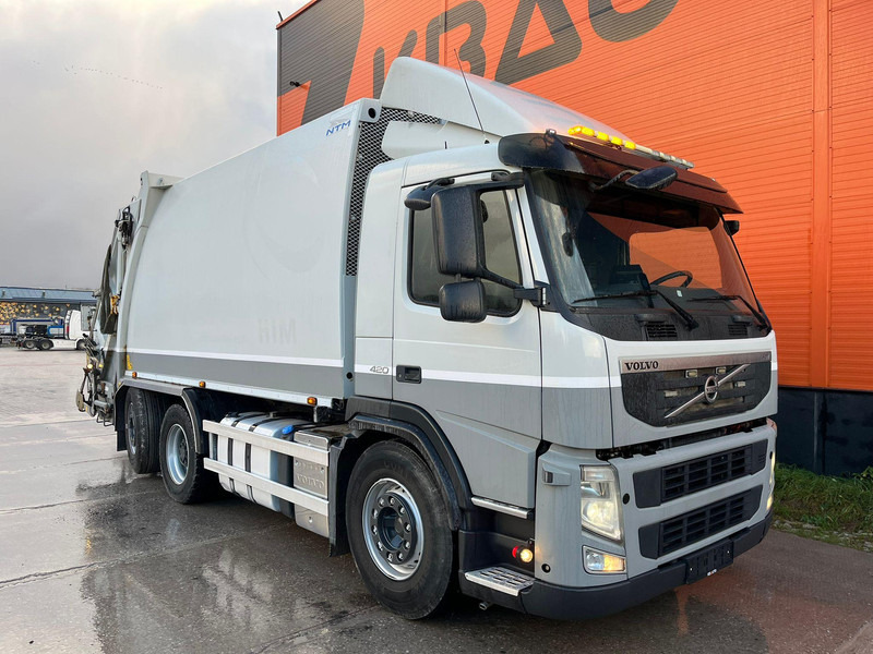 Volvo FM 420 6x2*4 NTM KGH-HB 19.5 m3 - Szemetesautó: 4 kép. Volvo FM 420 6x2*4 NTM KGH-HB 19.5 m3 - Szemetesautó: 4 kép.