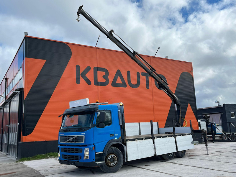 Volvo FM 9 300 6x2*4 HIAB 085D-3 / PLATFORM L=6320 mm - Platós teherautó, Darus autó: 1 kép. Volvo FM 9 300 6x2*4 HIAB 085D-3 / PLATFORM L=6320 mm - Platós teherautó, Darus autó: 1 kép.