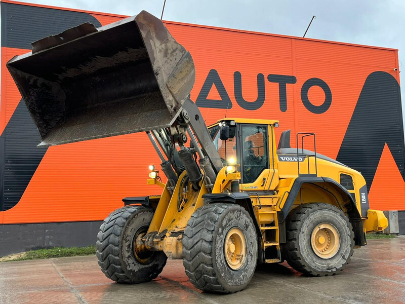 Volvo L 150 H 4x4 AdBlue and DPF programmed off - Gumikerekes homlokrakodó: 1 kép. Volvo L 150 H 4x4 AdBlue and DPF programmed off - Gumikerekes homlokrakodó: 1 kép.