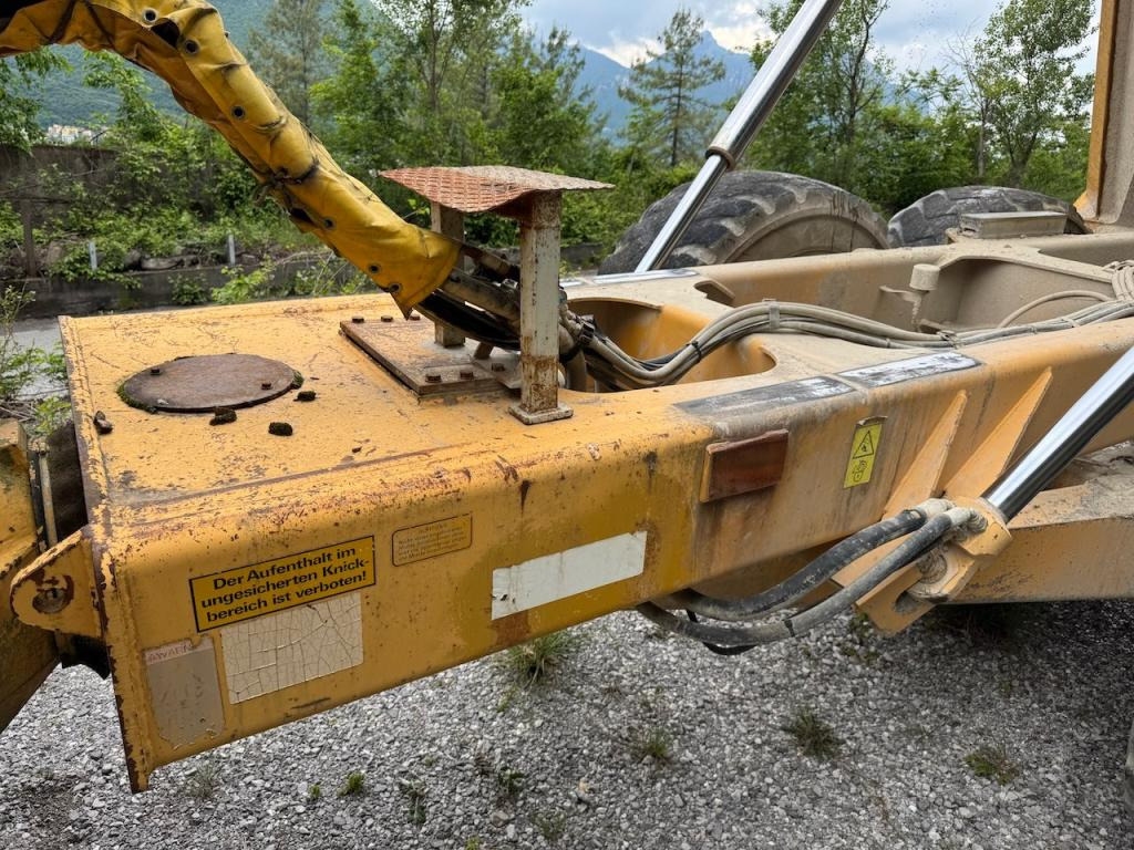BM Volvo A35 lízing BM Volvo A35: 7 kép.