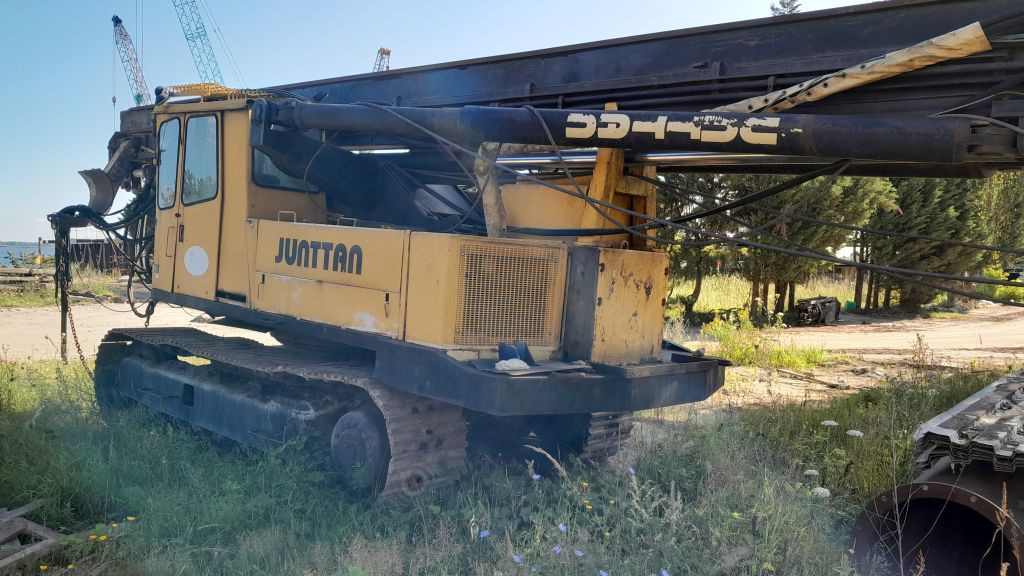 JUNTTAN PV 216 - Cölöpverő: 3 kép. JUNTTAN PV 216 - Cölöpverő: 3 kép.