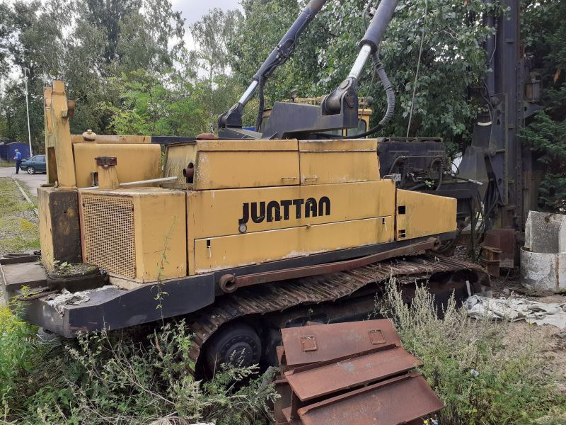 JUNTTAN PV 216 - Cölöpverő: 4 kép. JUNTTAN PV 216 - Cölöpverő: 4 kép.