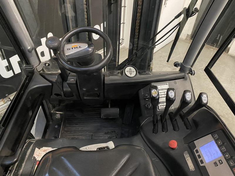 Still RX60-35 - Elektromos targonca: 5 kép. Still RX60-35 - Elektromos targonca: 5 kép.