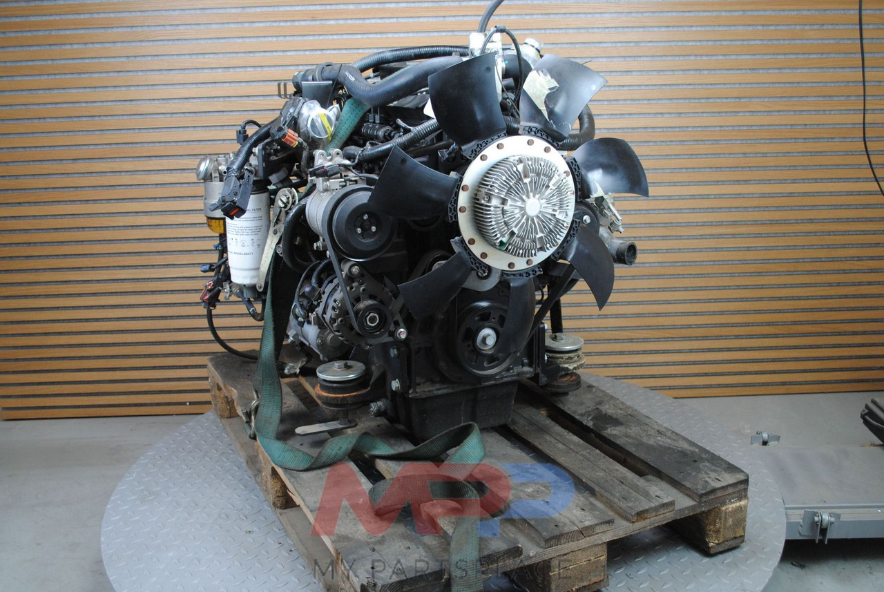 Bobcat D34 (Doosan) - Motor: 5 kép. Bobcat D34 (Doosan) - Motor: 5 kép.