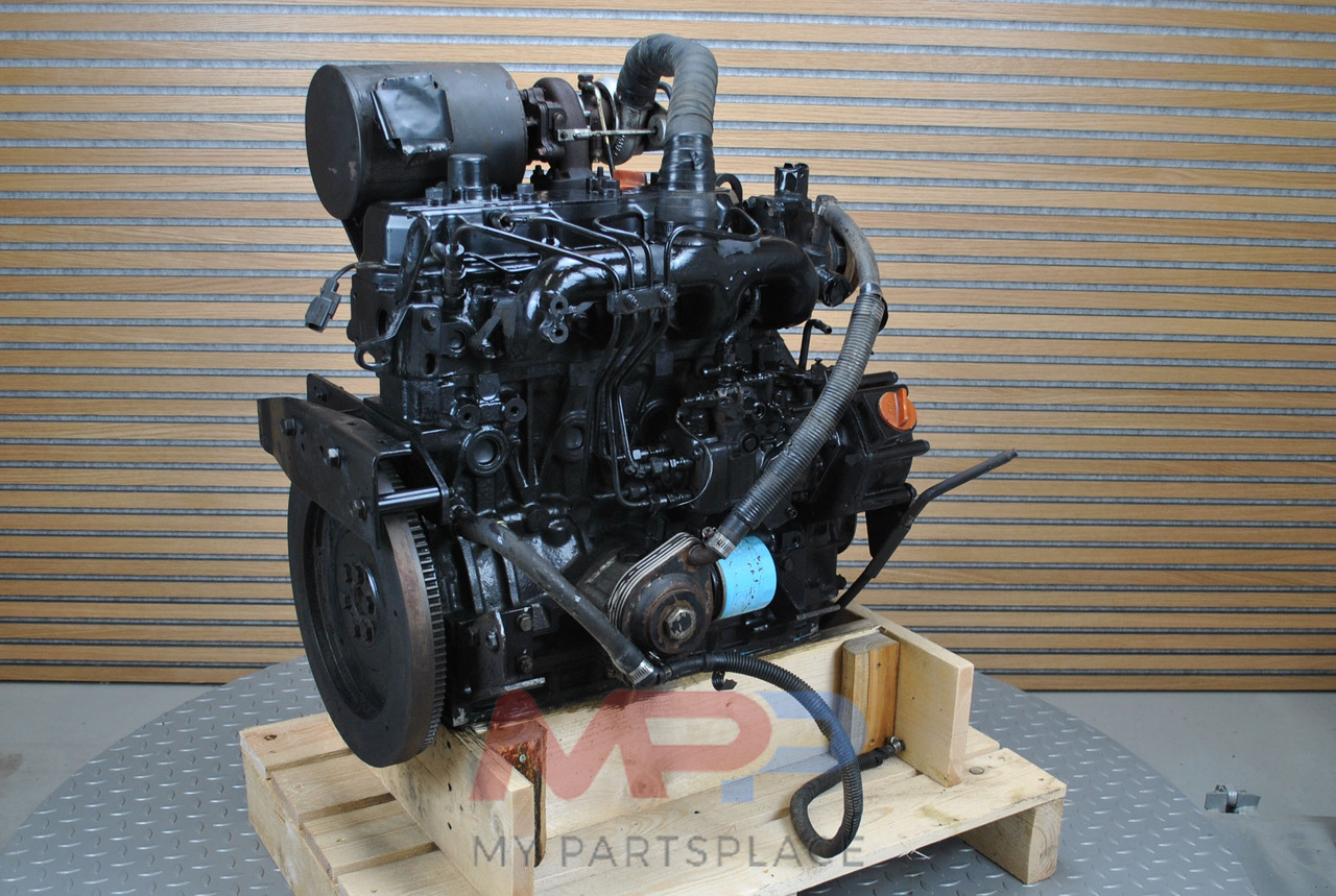 CUMMINS 2300 - Motor - Traktor: 5 kép. CUMMINS 2300 - Motor - Traktor: 5 kép.