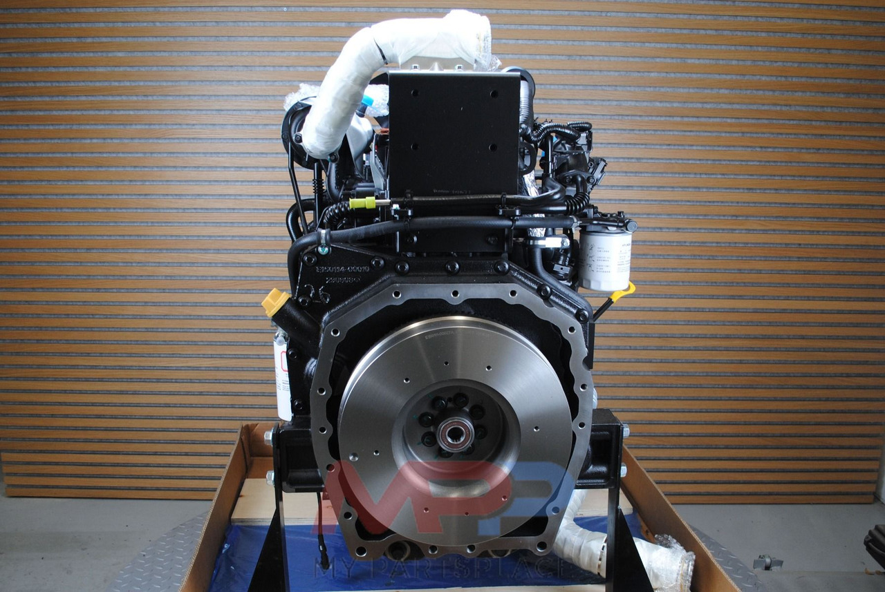 Doosan D34 (Bobcat) - Motor: 3 kép. Doosan D34 (Bobcat) - Motor: 3 kép.