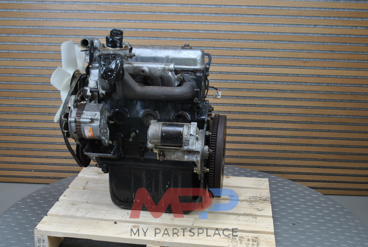 Iseki E3AE1 - Motor - Kistraktor: 5 kép. Iseki E3AE1 - Motor - Kistraktor: 5 kép.