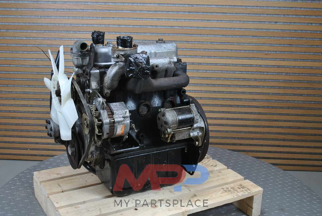 Iseki E3AE1 - Motor - Kistraktor: 3 kép. Iseki E3AE1 - Motor - Kistraktor: 3 kép.