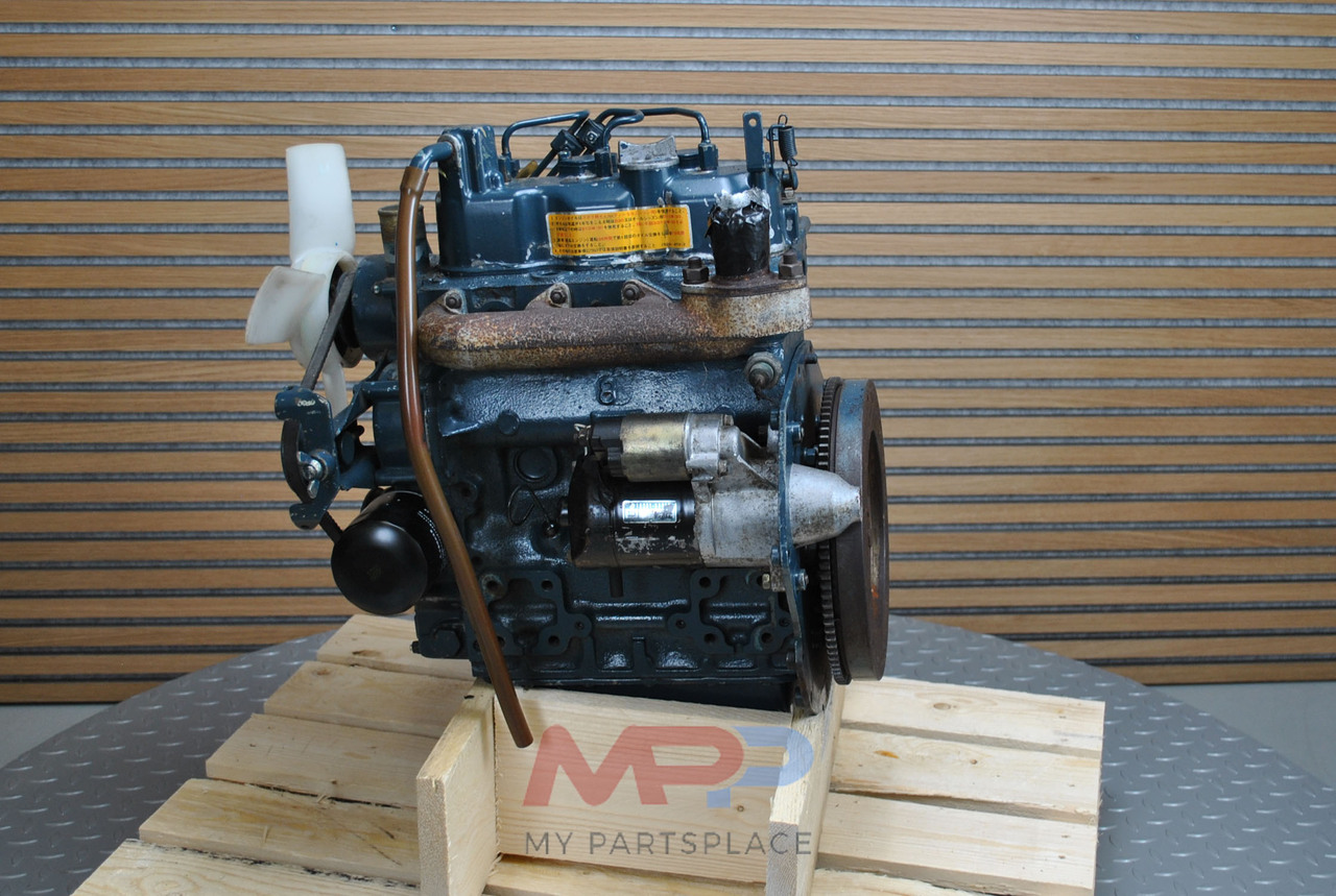 KUBOTA D850 - Motor - Kistraktor: 4 kép. KUBOTA D850 - Motor - Kistraktor: 4 kép.