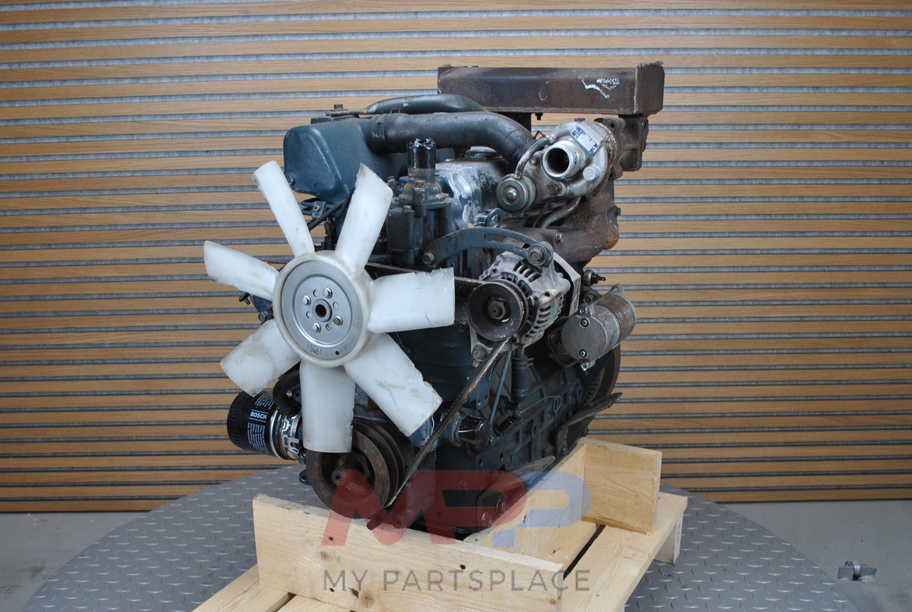 KUBOTA V2003-T - Motor - Mezőgazdasági gépek: 3 kép. KUBOTA V2003-T - Motor - Mezőgazdasági gépek: 3 kép.