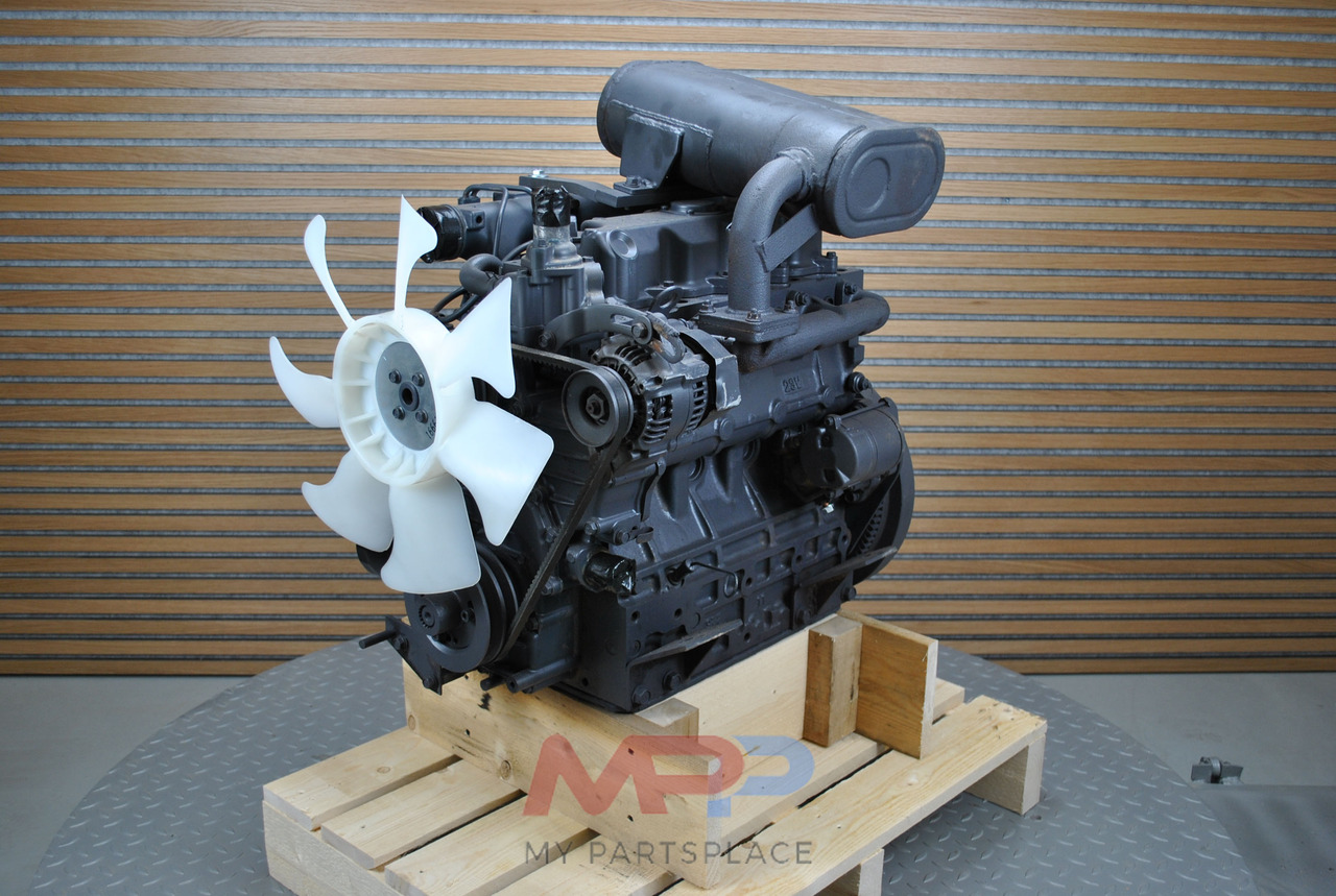 KUBOTA V2403 - Motor - Mezőgazdasági gépek: 4 kép. KUBOTA V2403 - Motor - Mezőgazdasági gépek: 4 kép.