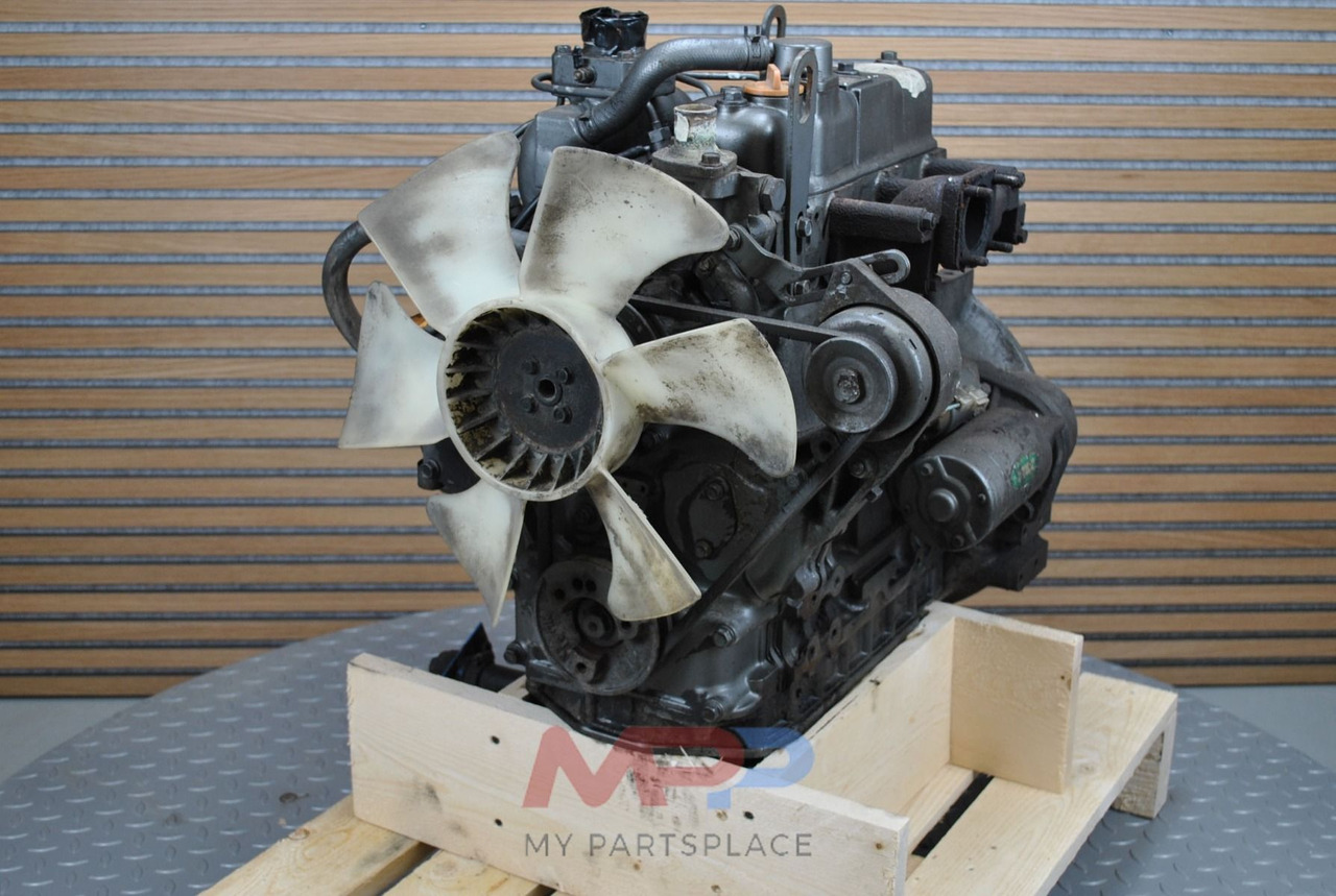Komatsu 3D84 - Motor - Építőipari gépek: 1 kép. Komatsu 3D84 - Motor - Építőipari gépek: 1 kép.