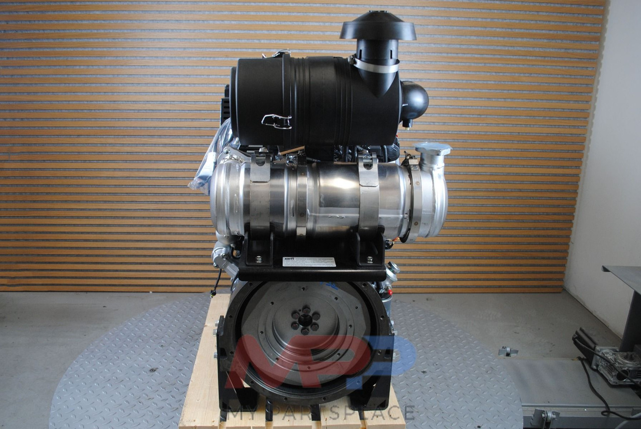 Kubota Kioti - Deadong 3H183T STAGE V *NIEUW* - Motor: 3 kép. Kubota Kioti - Deadong 3H183T STAGE V *NIEUW* - Motor: 3 kép.