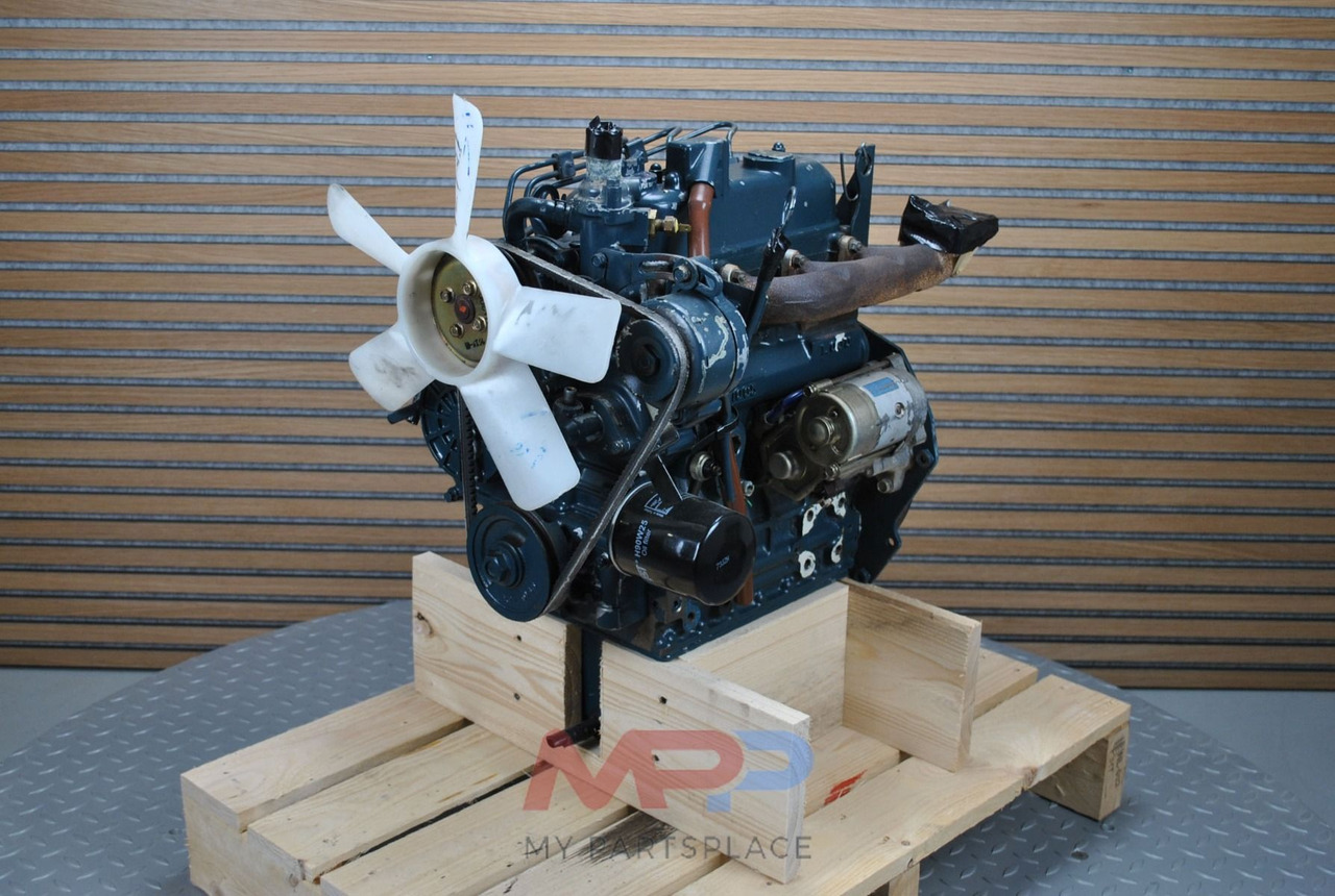 Kubota Kubota D1005 - Motor: 1 kép. Kubota Kubota D1005 - Motor: 1 kép.