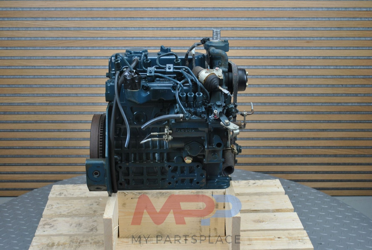 Kubota Kubota D902 - Motor - Mezőgazdasági gépek: 4 kép. Kubota Kubota D902 - Motor - Mezőgazdasági gépek: 4 kép.