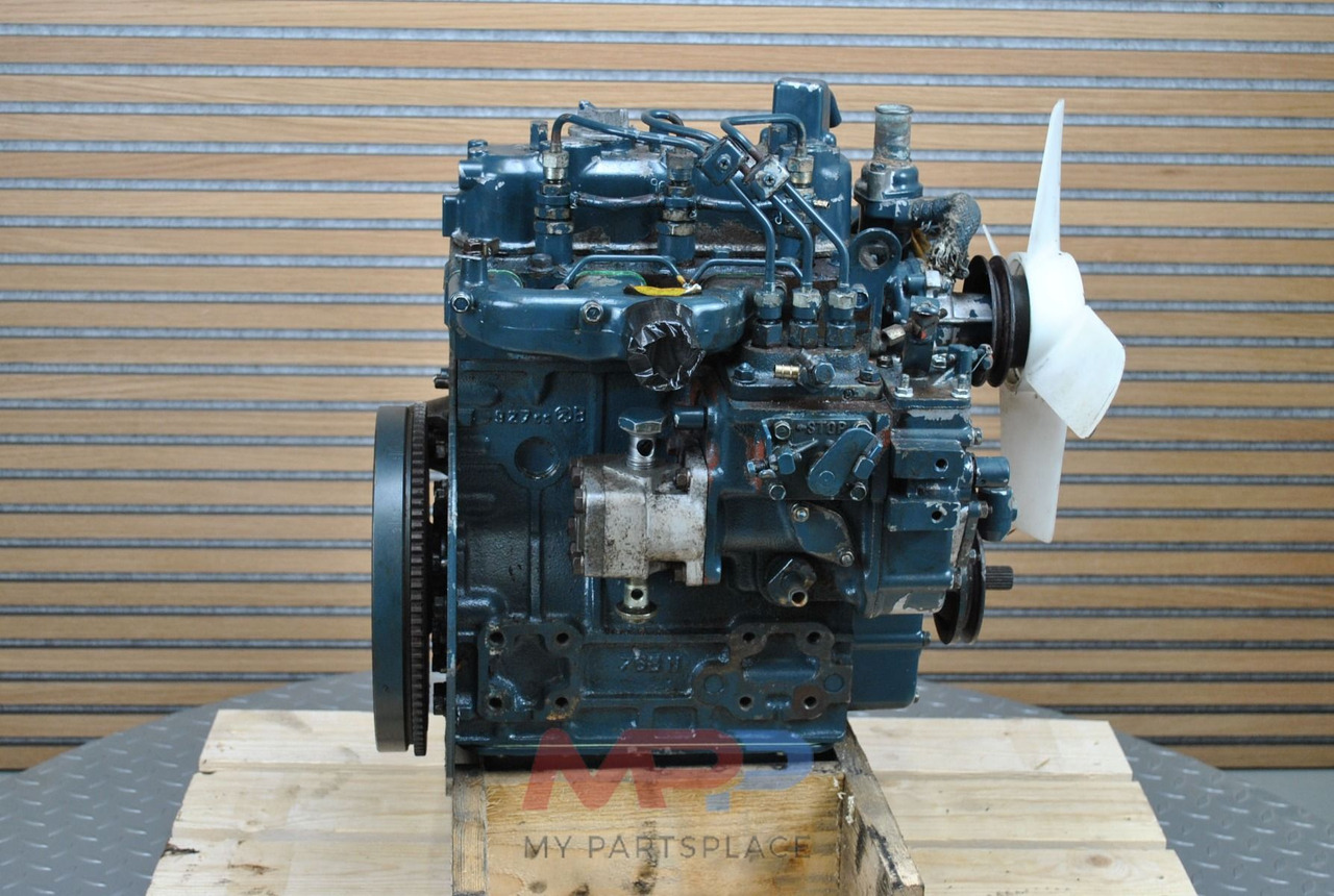 Kubota Kubota D950 - Motor - Mezőgazdasági gépek: 4 kép. Kubota Kubota D950 - Motor - Mezőgazdasági gépek: 4 kép.
