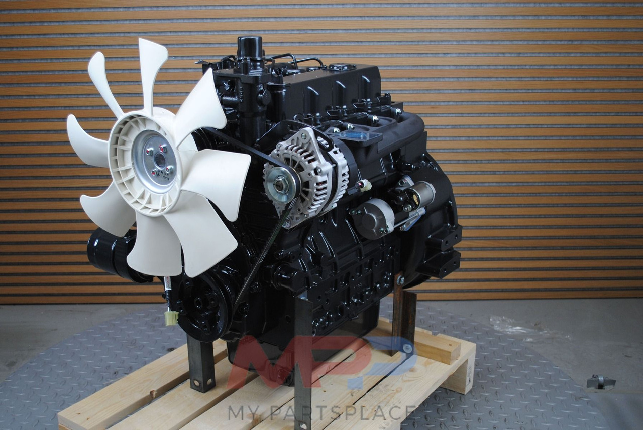 Kubota Kubota V2403 (KIOTI) *NIEUW* - Motor: 1 kép. Kubota Kubota V2403 (KIOTI) *NIEUW* - Motor: 1 kép.